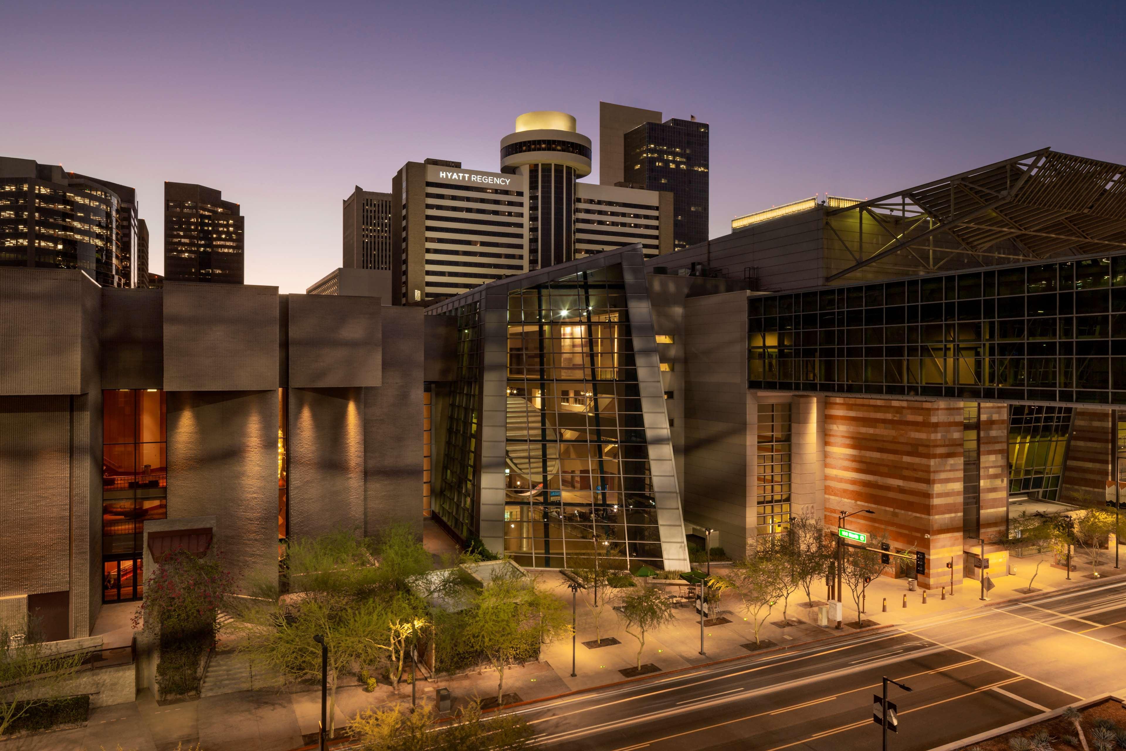Hyatt Regency Phoenix Downtown - No Destination Fees Dış mekan fotoğraf