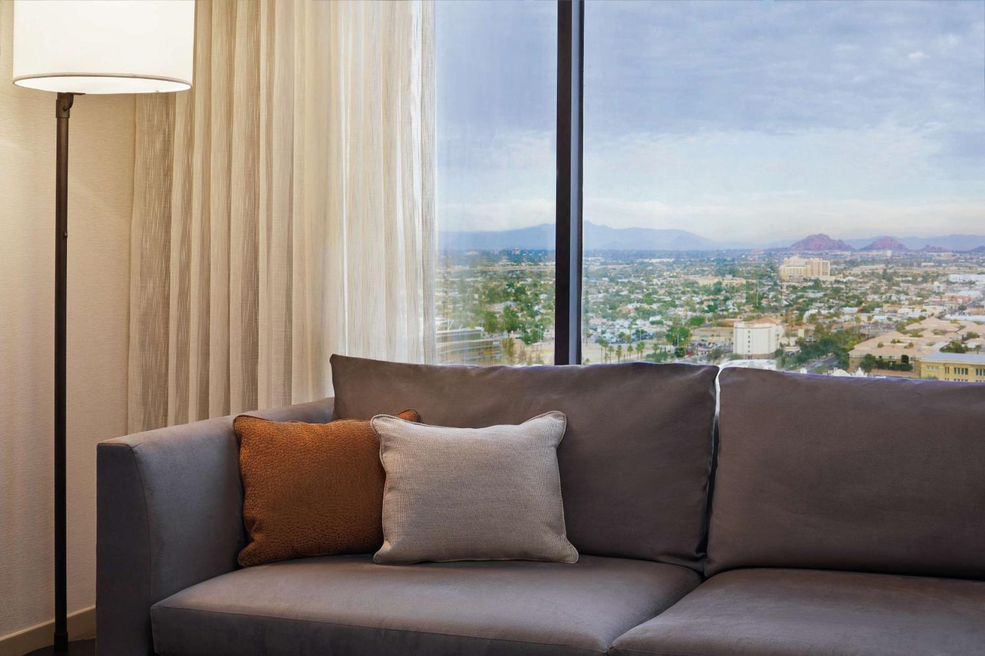 Hyatt Regency Phoenix Downtown - No Destination Fees Dış mekan fotoğraf